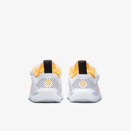 Кросівки Nike Omni Multi-Court DM9028-102