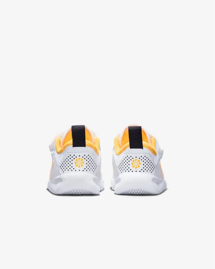 Кросівки Nike Omni Multi-Court DM9028-102