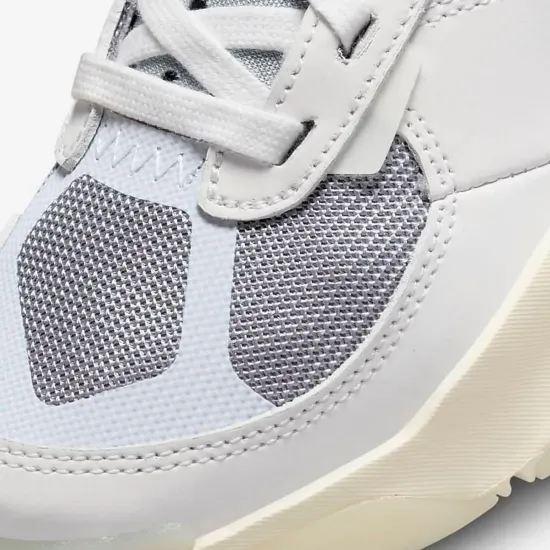 Кросівки Nike Air Jordan Air 200E DM9677-110
