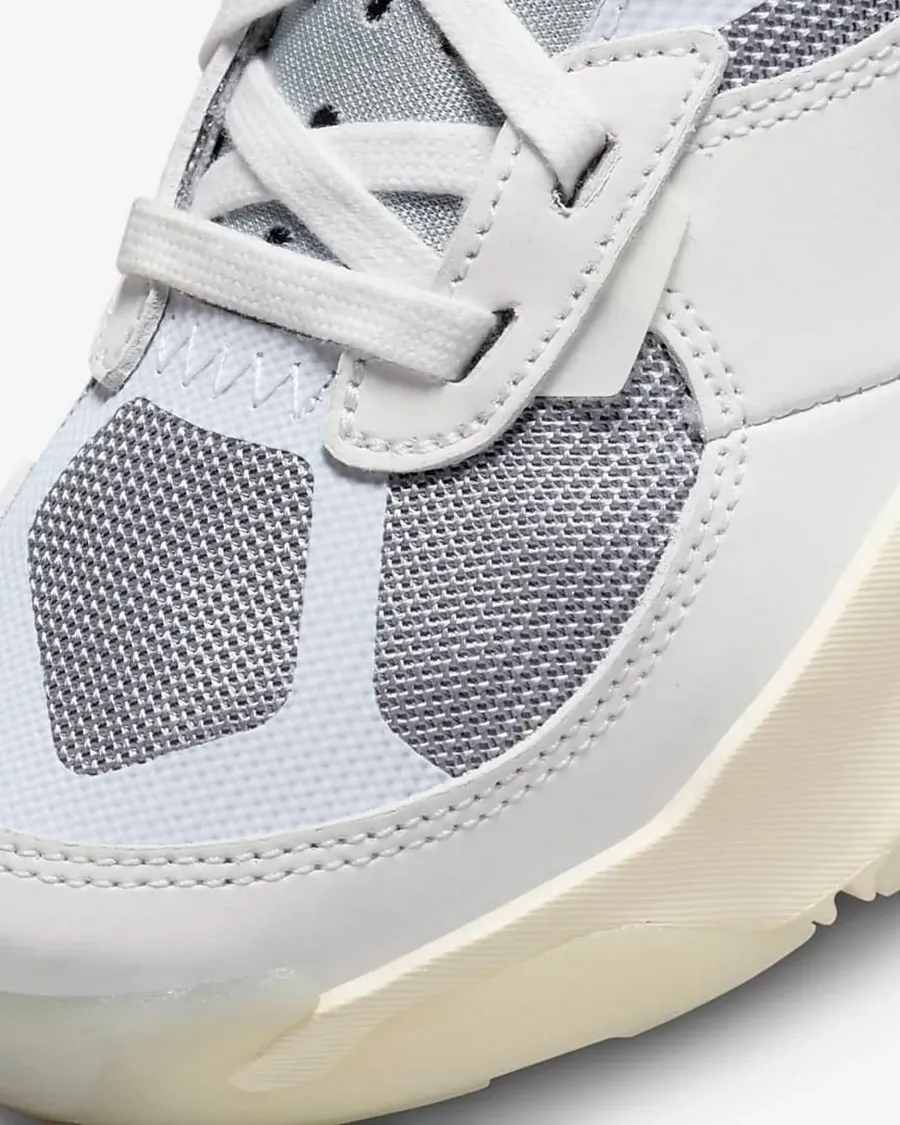 Кросівки Nike Air Jordan Air 200E DM9677-110