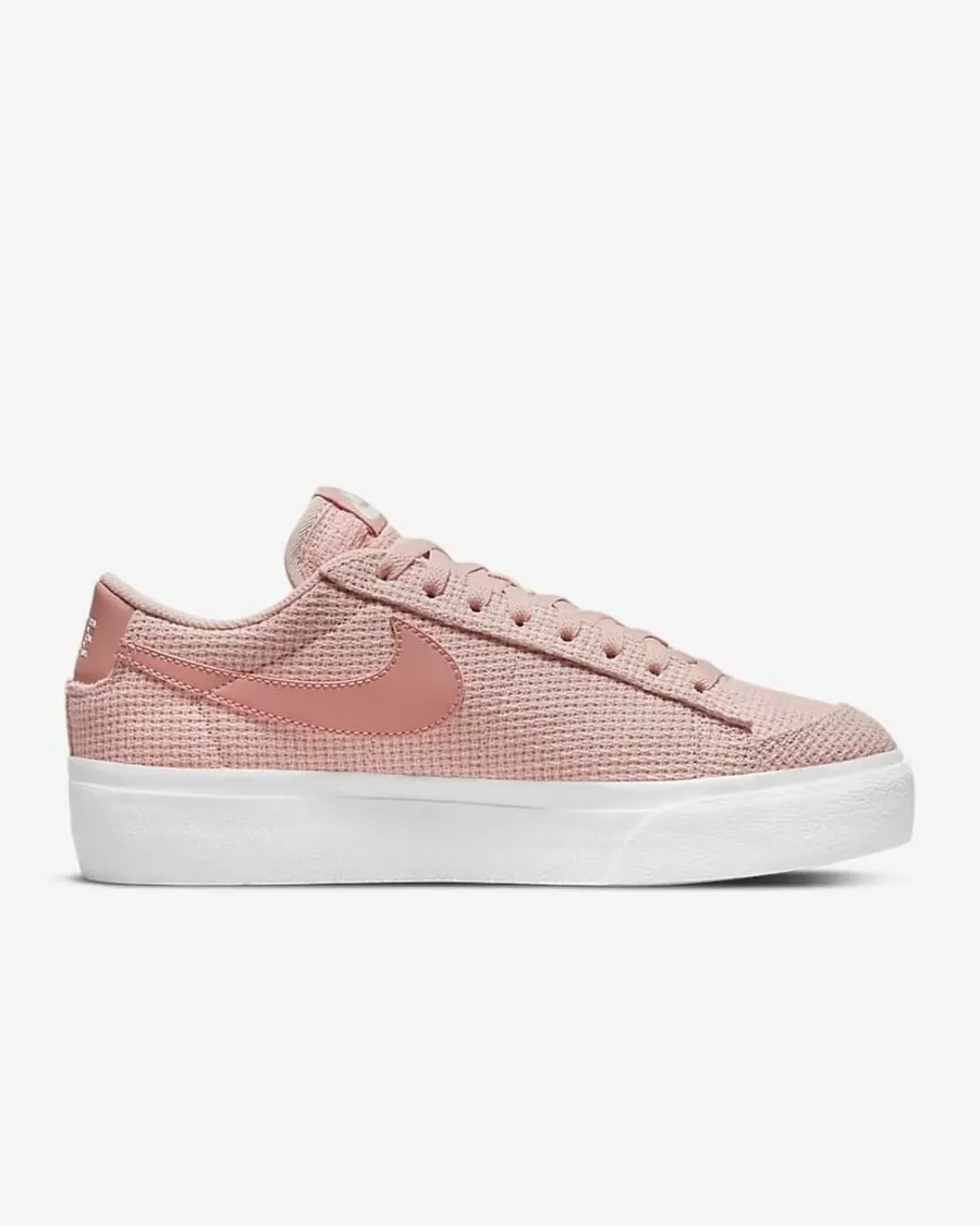 Кросівки Nike Blazer Low Platform Essential DN0744-600