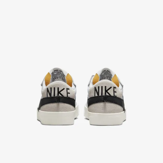 Кросівки Nike Blazer Low 77 Jumbo DN2158-101