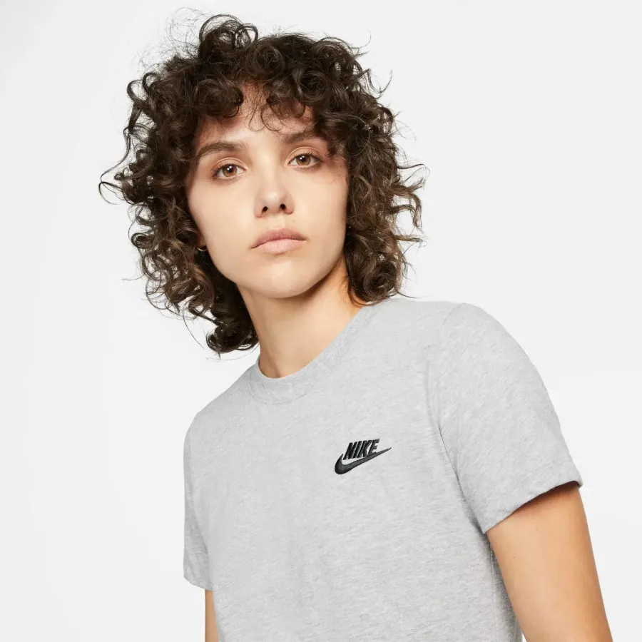 Футболка Nike Sportswear Club Tee DN2393-063