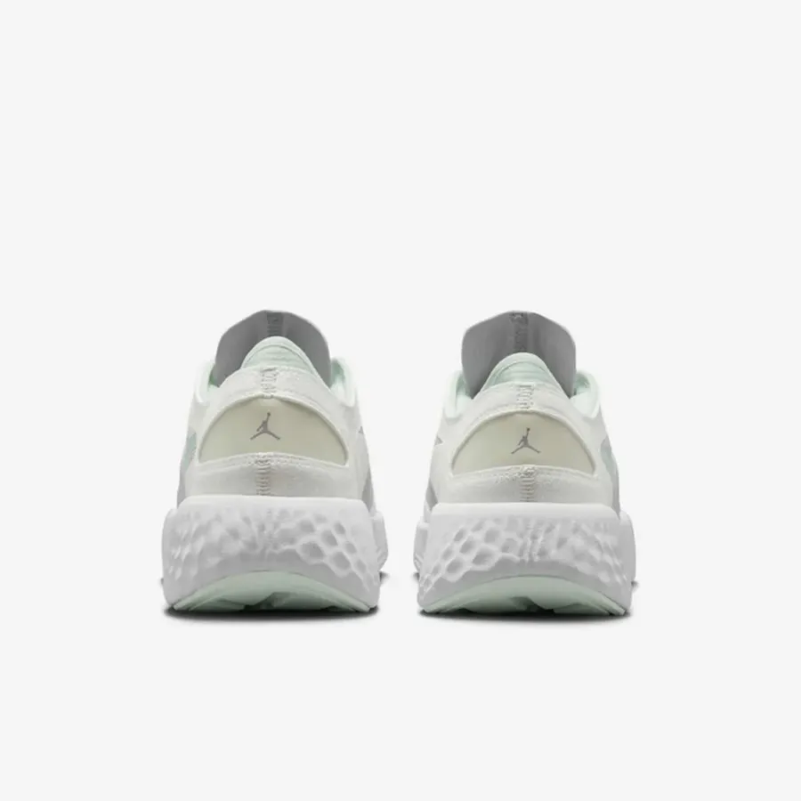 Кросівки Nike Air Jordan Delta 3 Low DN2647-103