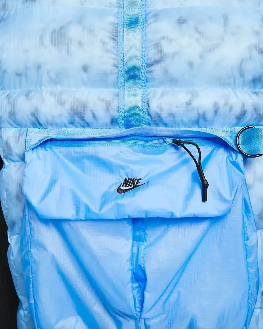 Жилетка Nike Sportswear Therma-Fit Tech Pack DN2817-412