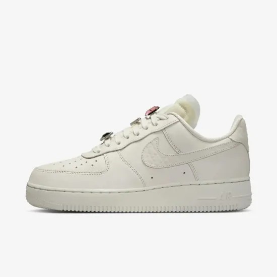 Кросівки Nike Air Force 1 Low Premium DN5463-001