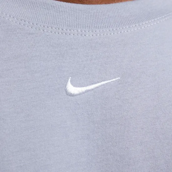 Футболка Nike Sportswear Essential DN5697-519
