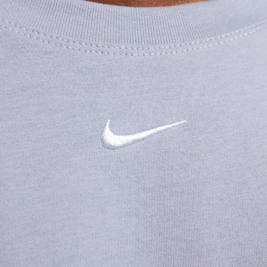 Футболка Nike Sportswear Essential DN5697-519