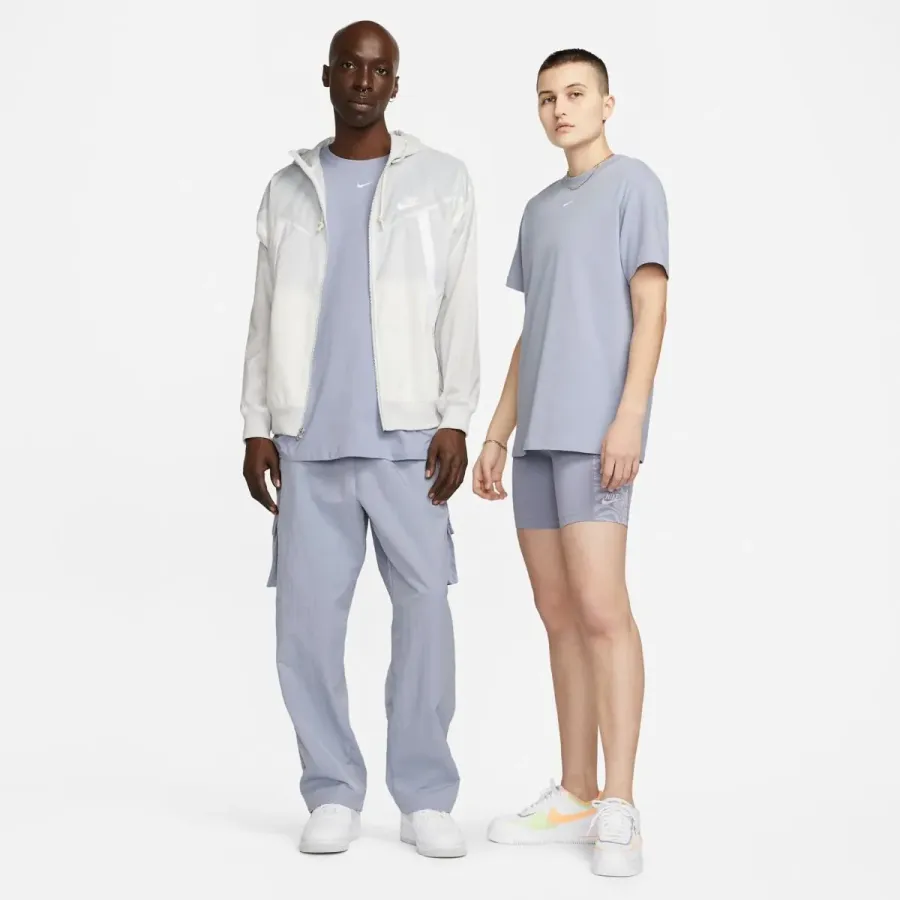 Футболка Nike Sportswear Essential DN5697-519