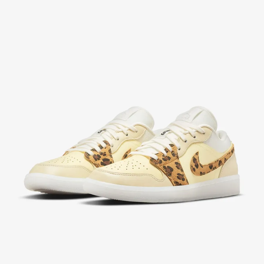 Кросівки Nike Air Jordan 1 Low SNKRS Day DN6998-700
