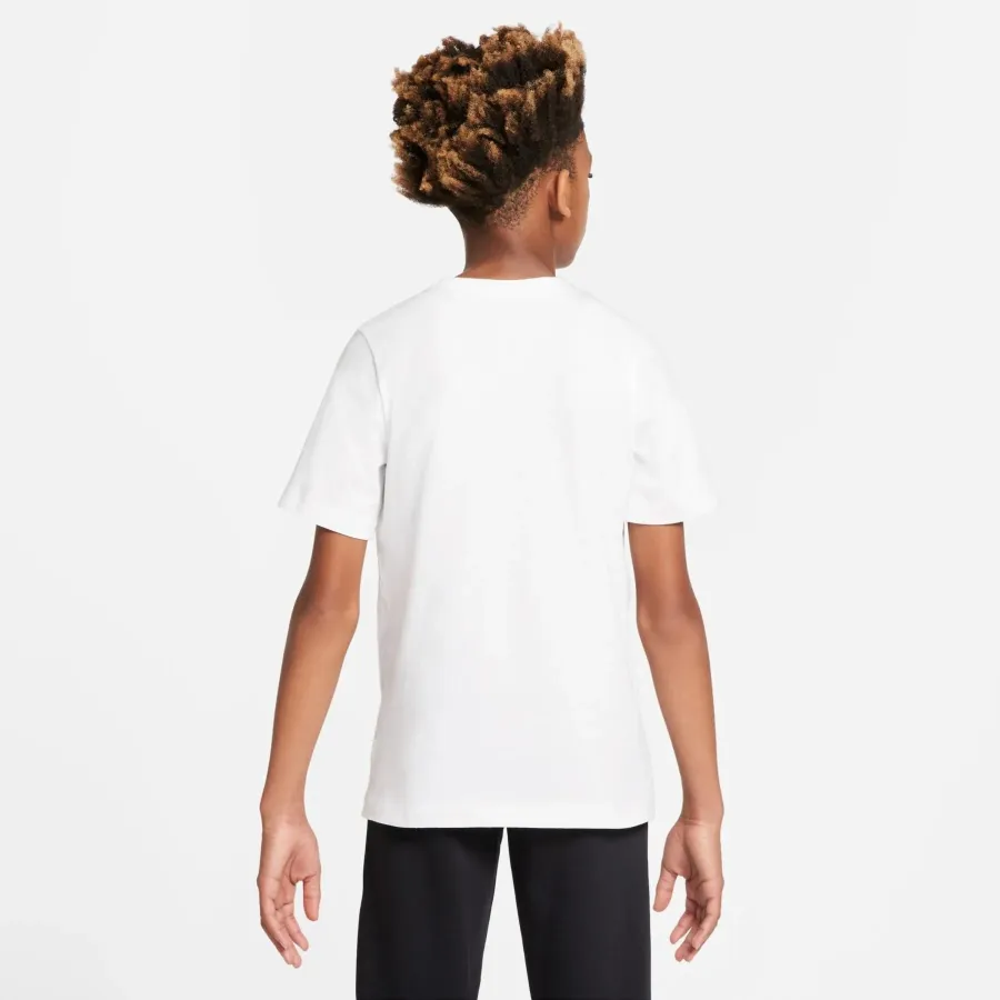 Футболка Nike Sportswear DO1808-100