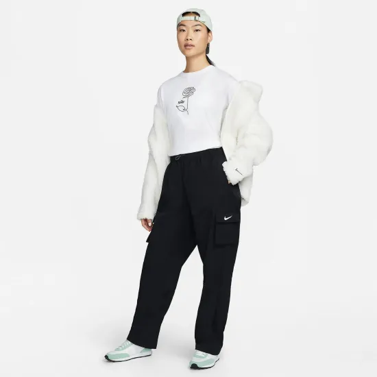 Штани Nike Sportswear Essential Woven Cargo DO7209-010