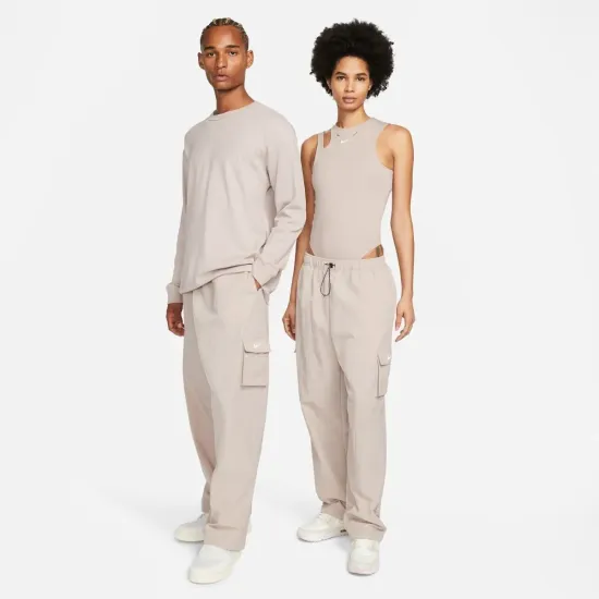 Штани Nike Sportswear Essential Woven Cargo DO7209-272