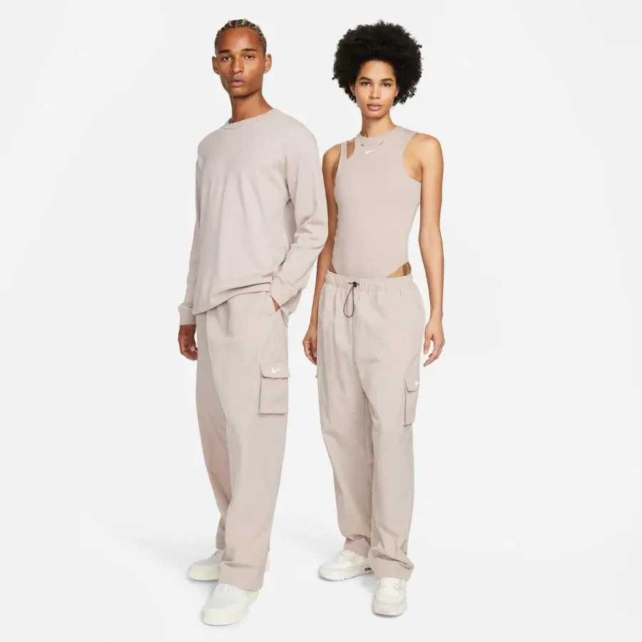 Штани Nike Sportswear Essential Woven Cargo DO7209-272