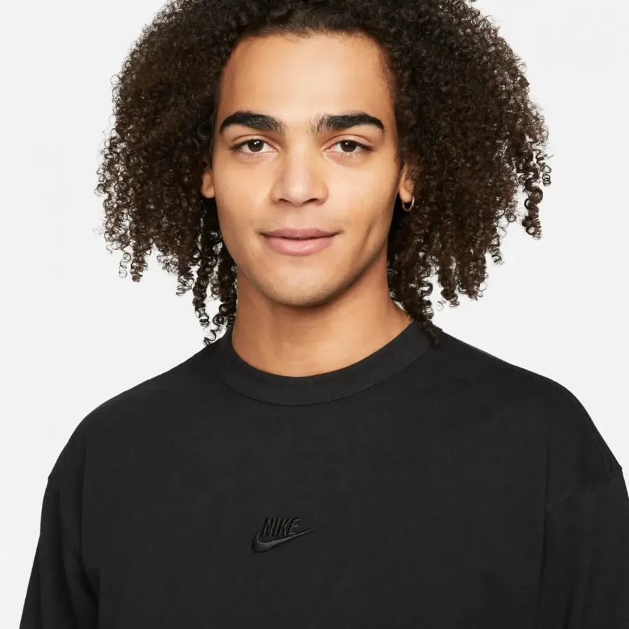 Кофта Nike Sportswear Premium Essentials DO7390-010