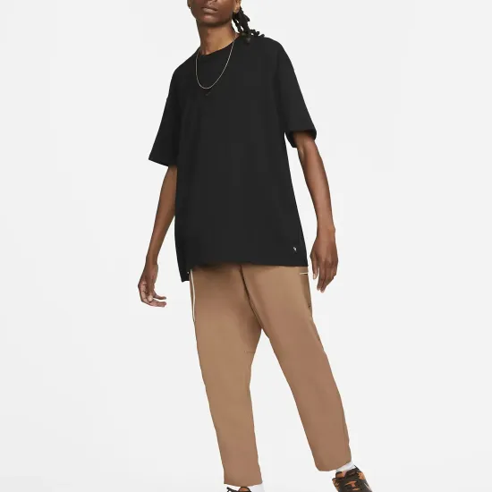 Футболка Nike Sportswear Premium Essential Sustainable Tee DO7392-010