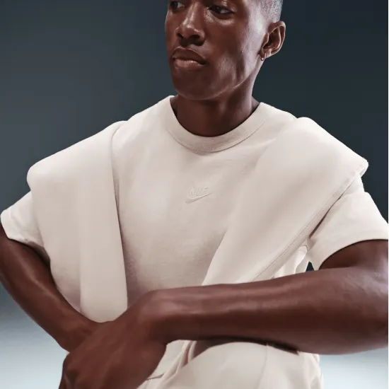 Футболка Nike Sportswear Premium Essential Sustainable Tee DO7392-074