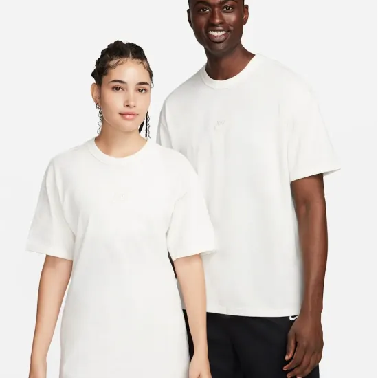 Футболка Nike Sportswear Premium Essential Sustainable Tee DO7392-133