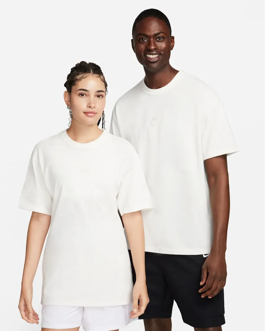 Футболка Nike Sportswear Premium Essential Sustainable Tee DO7392-133