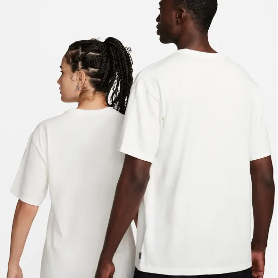 Футболка Nike Sportswear Premium Essential Sustainable Tee DO7392-133