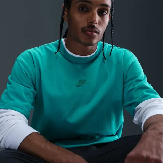 Футболка Nike Sportswear Premium Essential Sustainable Tee DO7392-345