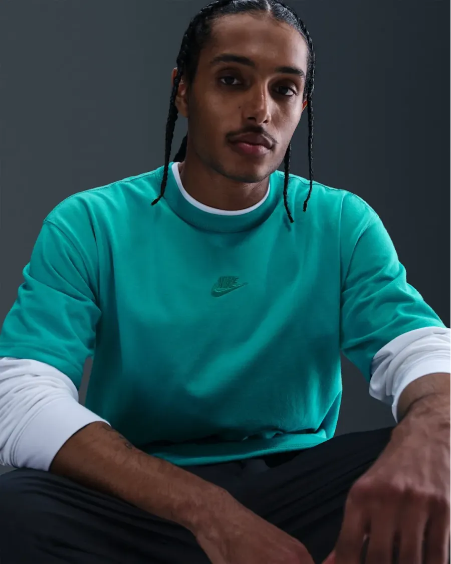 Футболка Nike Sportswear Premium Essential Sustainable Tee DO7392-345