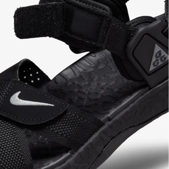 Сандалі Nike ACG Air Deschutz+ DO8951-001
