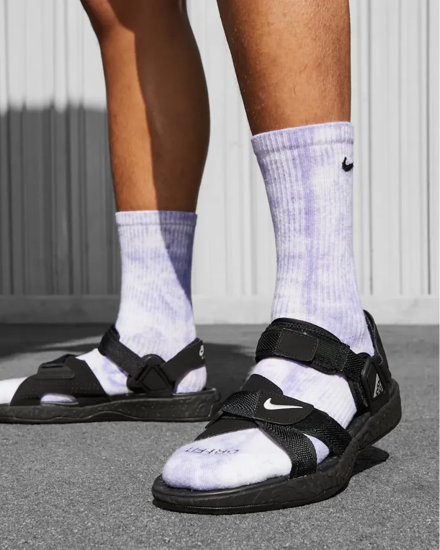 Сандалі Nike ACG Air Deschutz+ DO8951-001