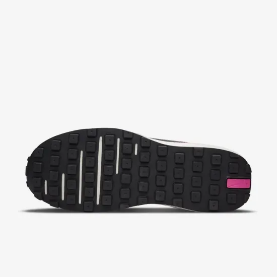 Кросівки Nike Waffle One SE DQ0855-600
