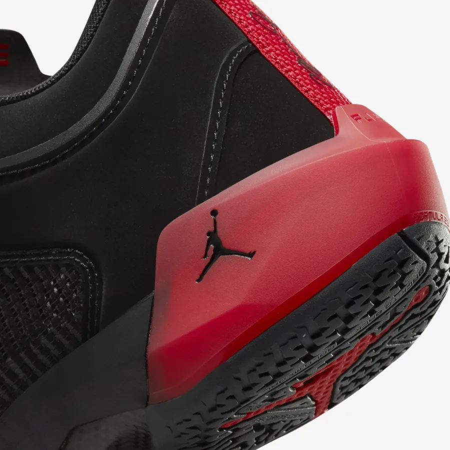 Кросівки Nike Air Jordan 37 Low DQ4122-007