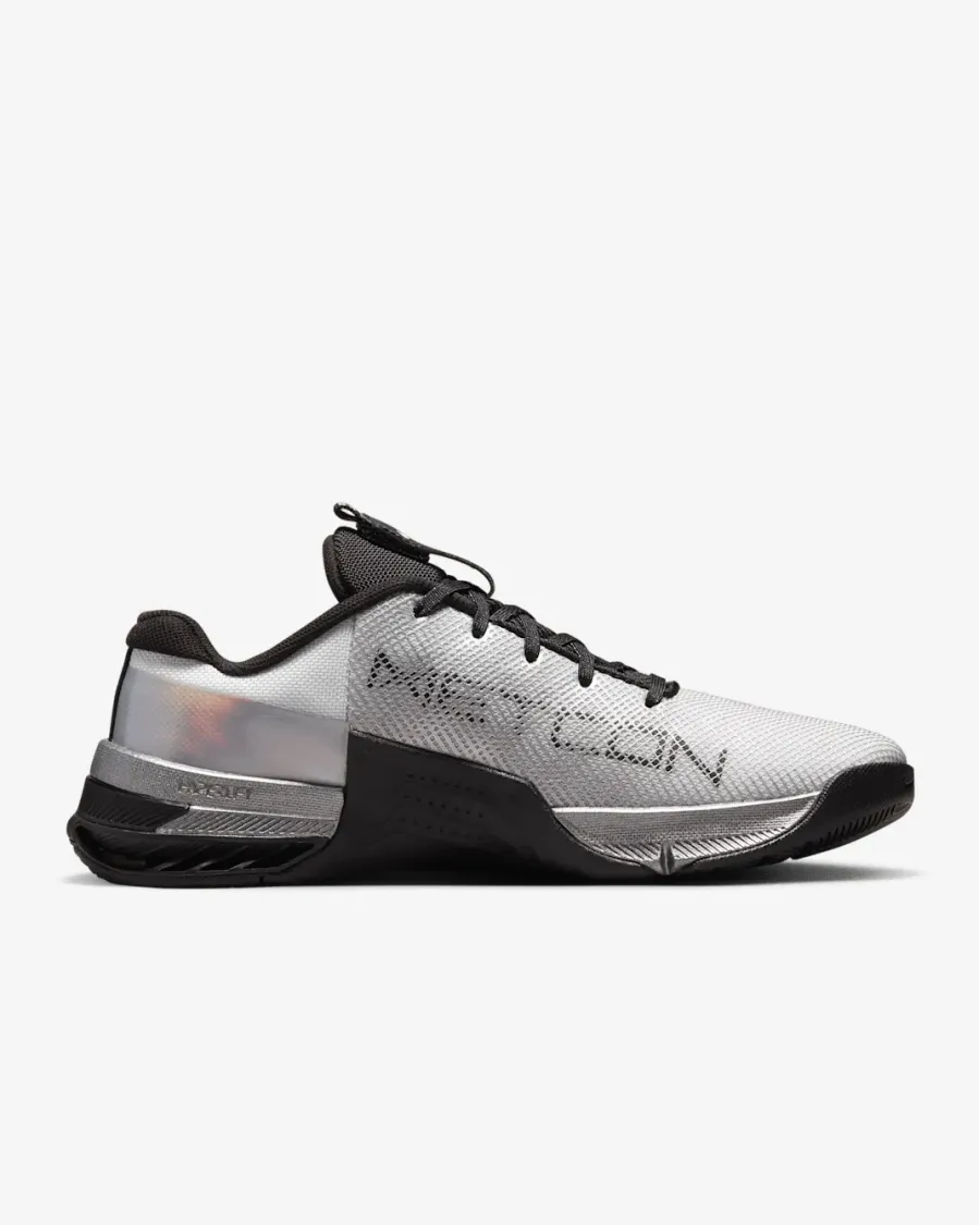 Кросівки Nike Metcon 8 DQ4681-100