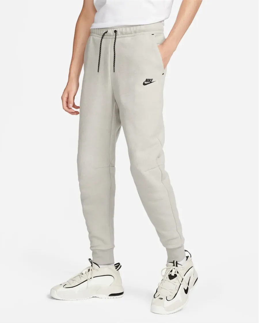 Штани Nike Sportswear Tech Fleece Winterized Joggers DQ4808-016
