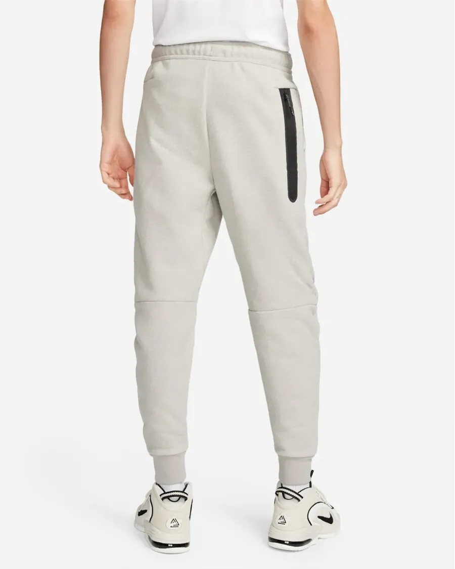 Штани Nike Sportswear Tech Fleece Winterized Joggers DQ4808-016