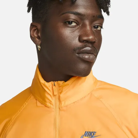 Куртка Nike Sportswear Windrunner Unlined Woven DQ4910-717