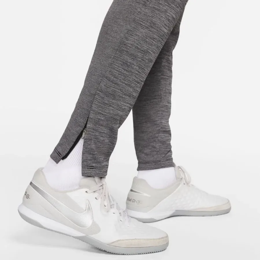 Штани Nike Dri-FIT Academy DQ5057-011