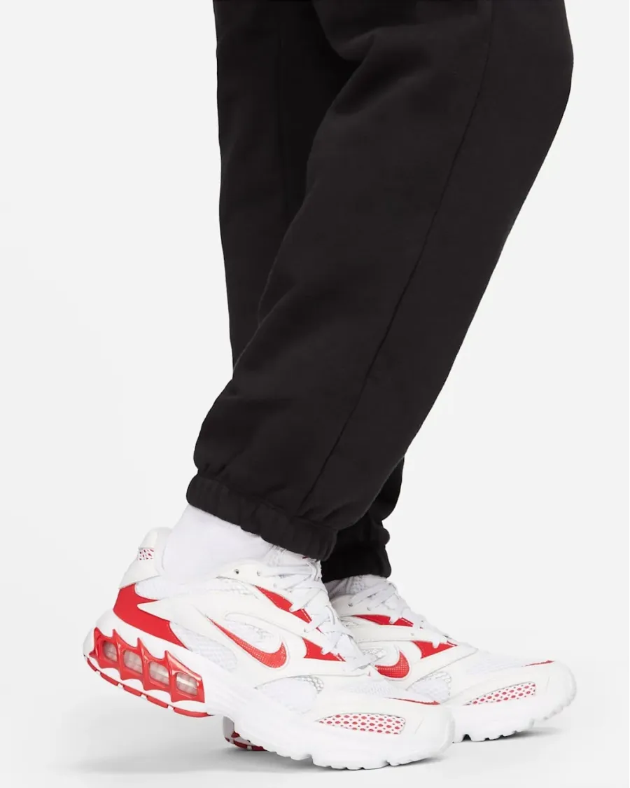 Штани Nike Sportswear Club Fleece Cargo DQ5196-010