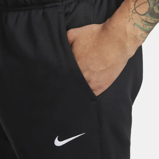 Спортивні штани Nike Therma-Fit Tapered Pant DQ5405-010