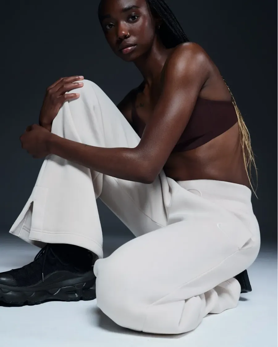 Штани Nike Sportswear Phoenix Fleece High-Rise Wide-Leg DQ5615-104