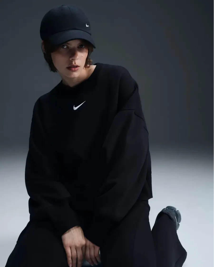 Світшот Nike Sportswear Phoenix Fleece Oversized Crew DQ5761-010
