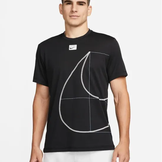 Футболка Nike Dri-FIT Q5 Top DQ6626-010