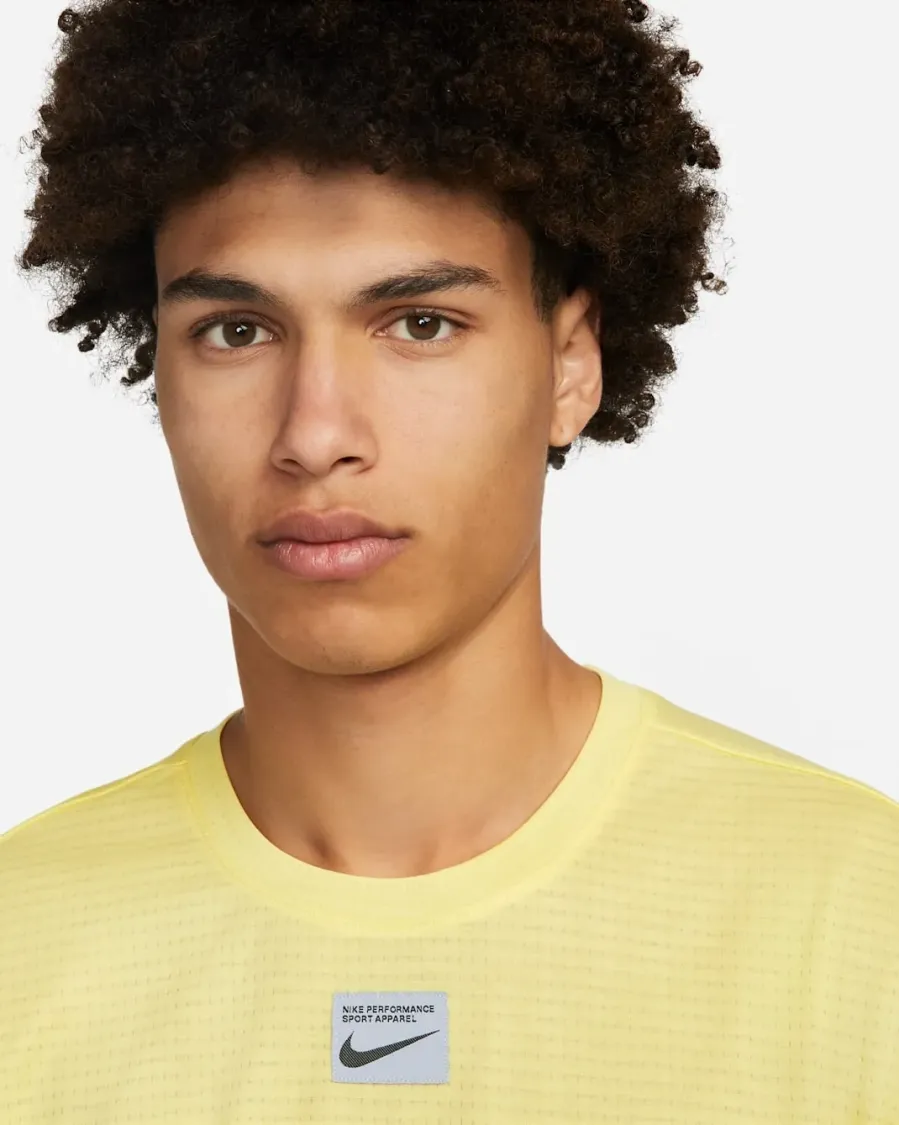 Футболка Nike Dri-FIT Q5 Top DQ6626-706