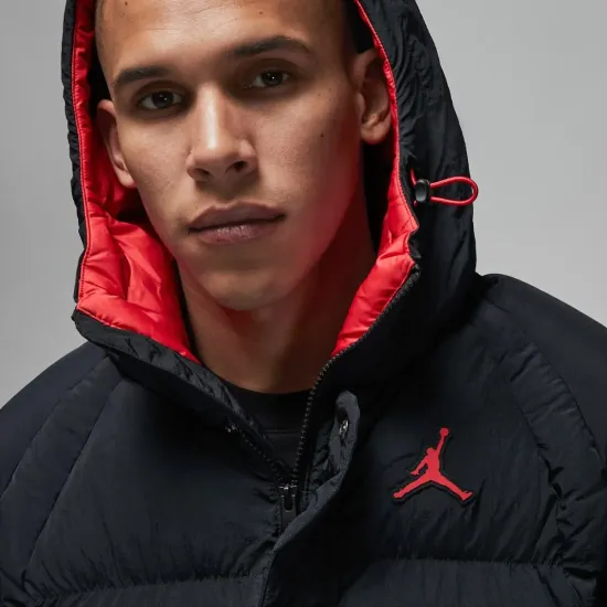Куртка Nike Air Jordan Essential Puffer DQ7348-010