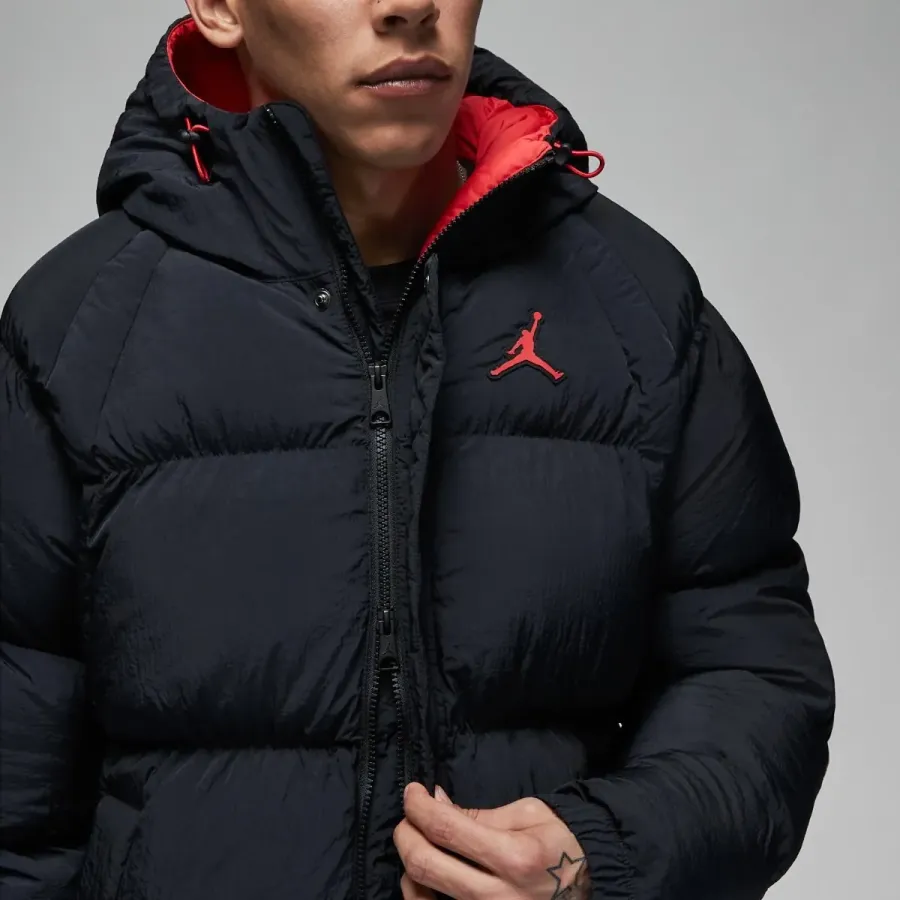 Куртка Nike Air Jordan Essential Puffer DQ7348-010