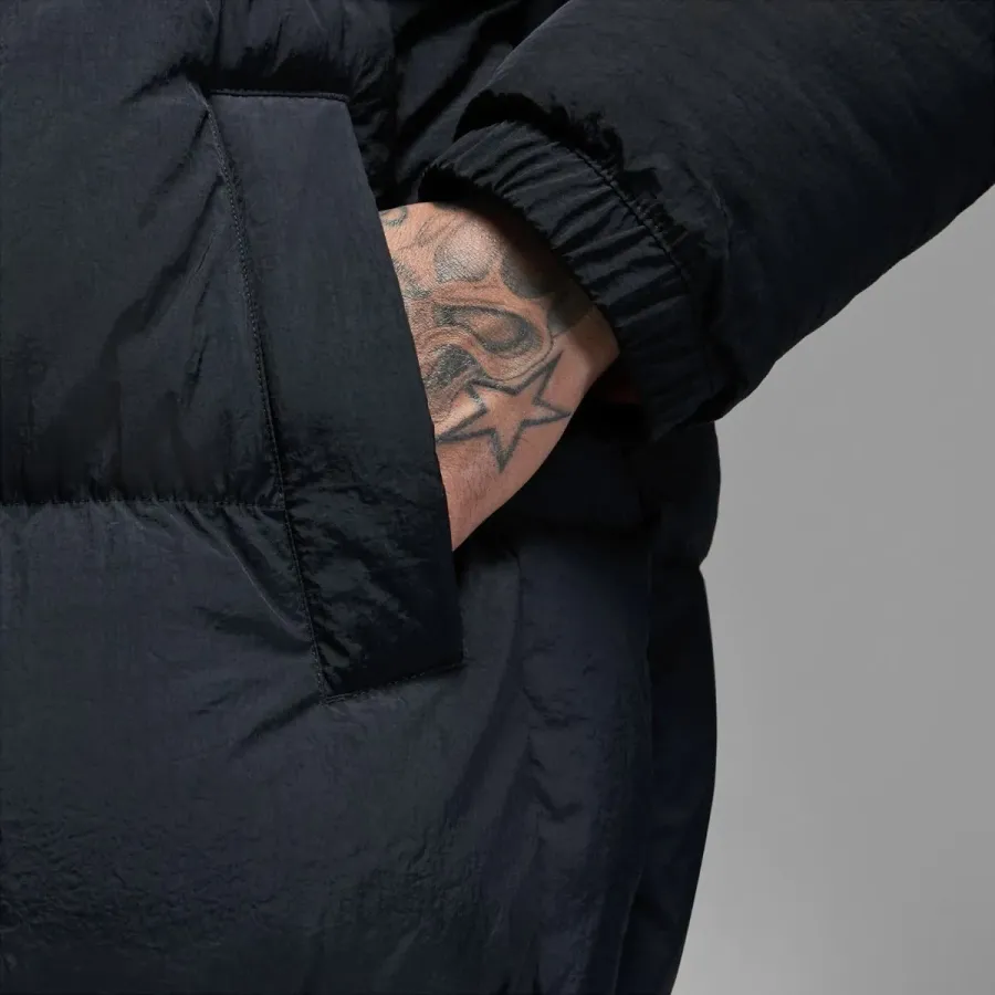 Куртка Nike Air Jordan Essential Puffer DQ7348-010