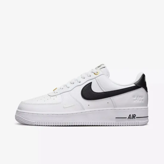 Кросівки Nike Air Force 1 '07 DQ7658-100
