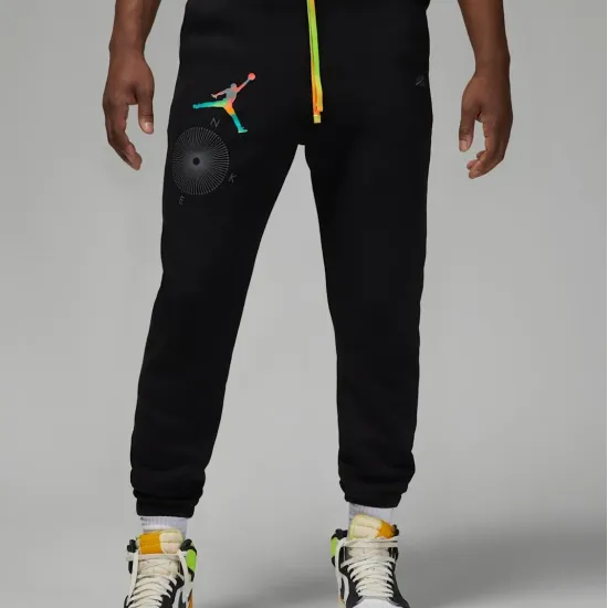 Штани Nike Air Jordan Flight MVP Statement Graphic Fleece DQ8015-010