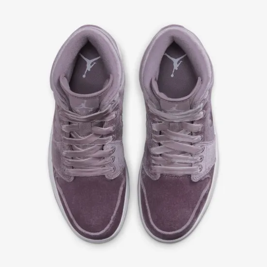 Кросівки Nike Air Jordan 1 Mid SE DQ8397-500