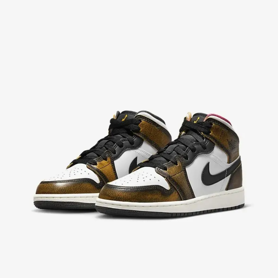 Кросівки Nike Air Jordan 1 Mid SE DQ8418-071