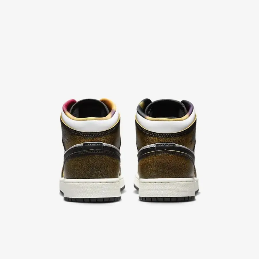 Кросівки Nike Air Jordan 1 Mid SE DQ8418-071