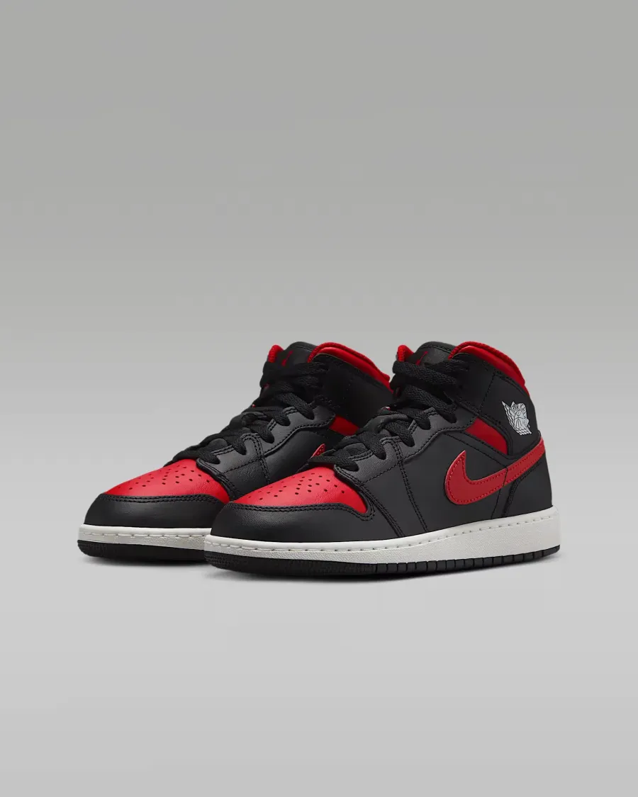 Кросівки Nike Air Jordan 1 Mid DQ8423-067
